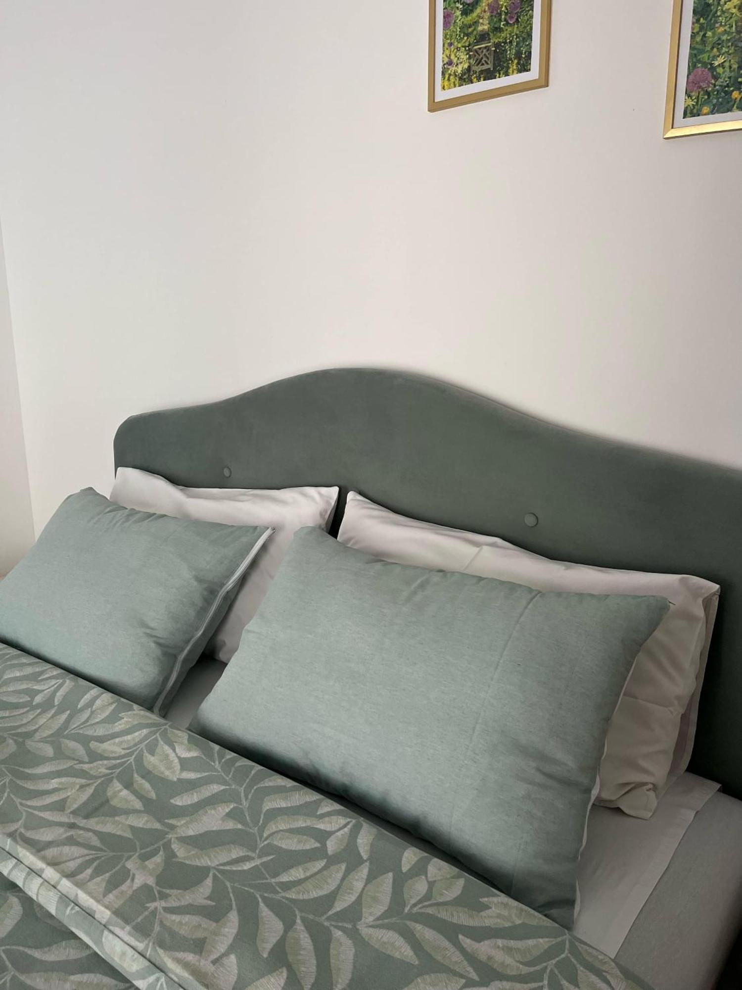 Surčin Apartment Ledine Bagian luar foto